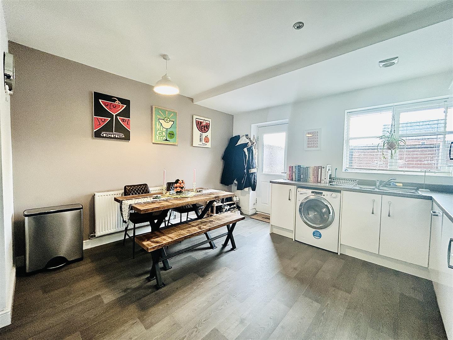 3 bed terraced house for sale in Juliana Way, Altrincham  - Property Image 9