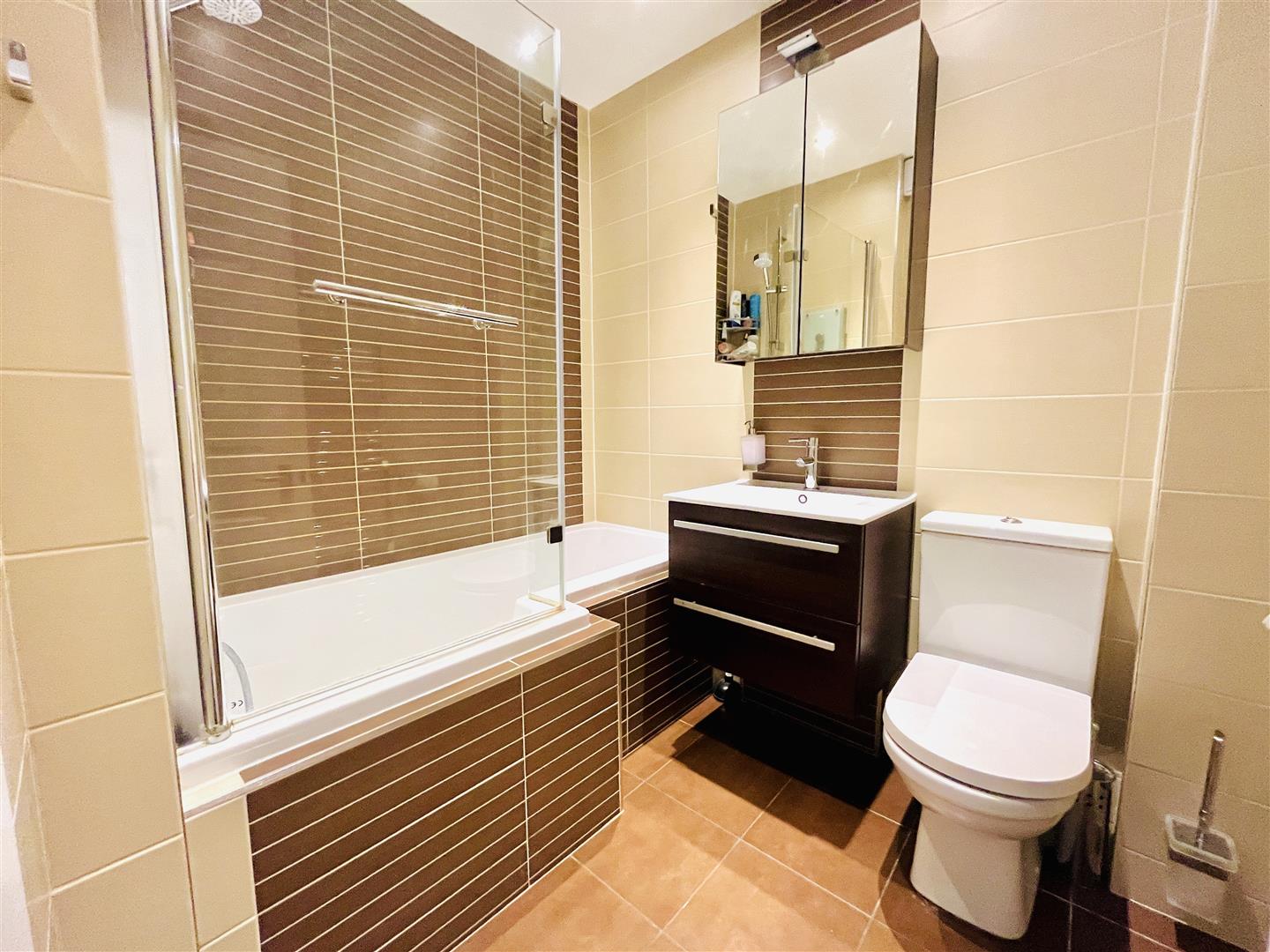 4 bed town house for sale in Parkfield Road, Altrincham  - Property Image 39