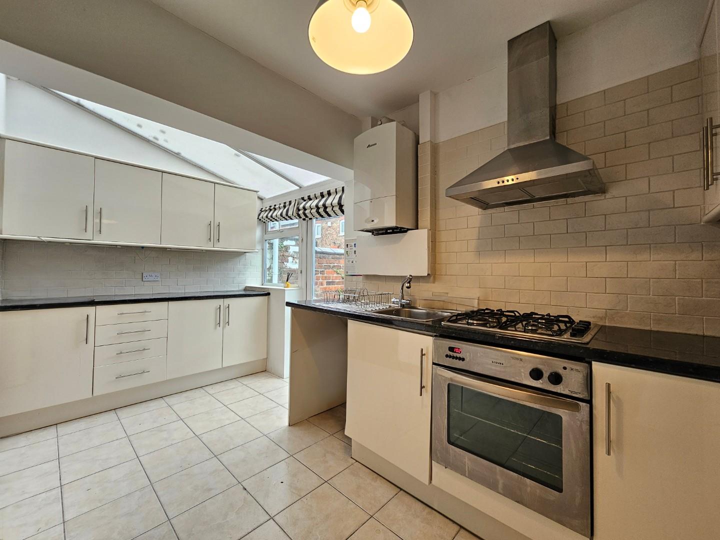 2 bed end of terrace house to rent in Bold Street, Altrincham  - Property Image 9