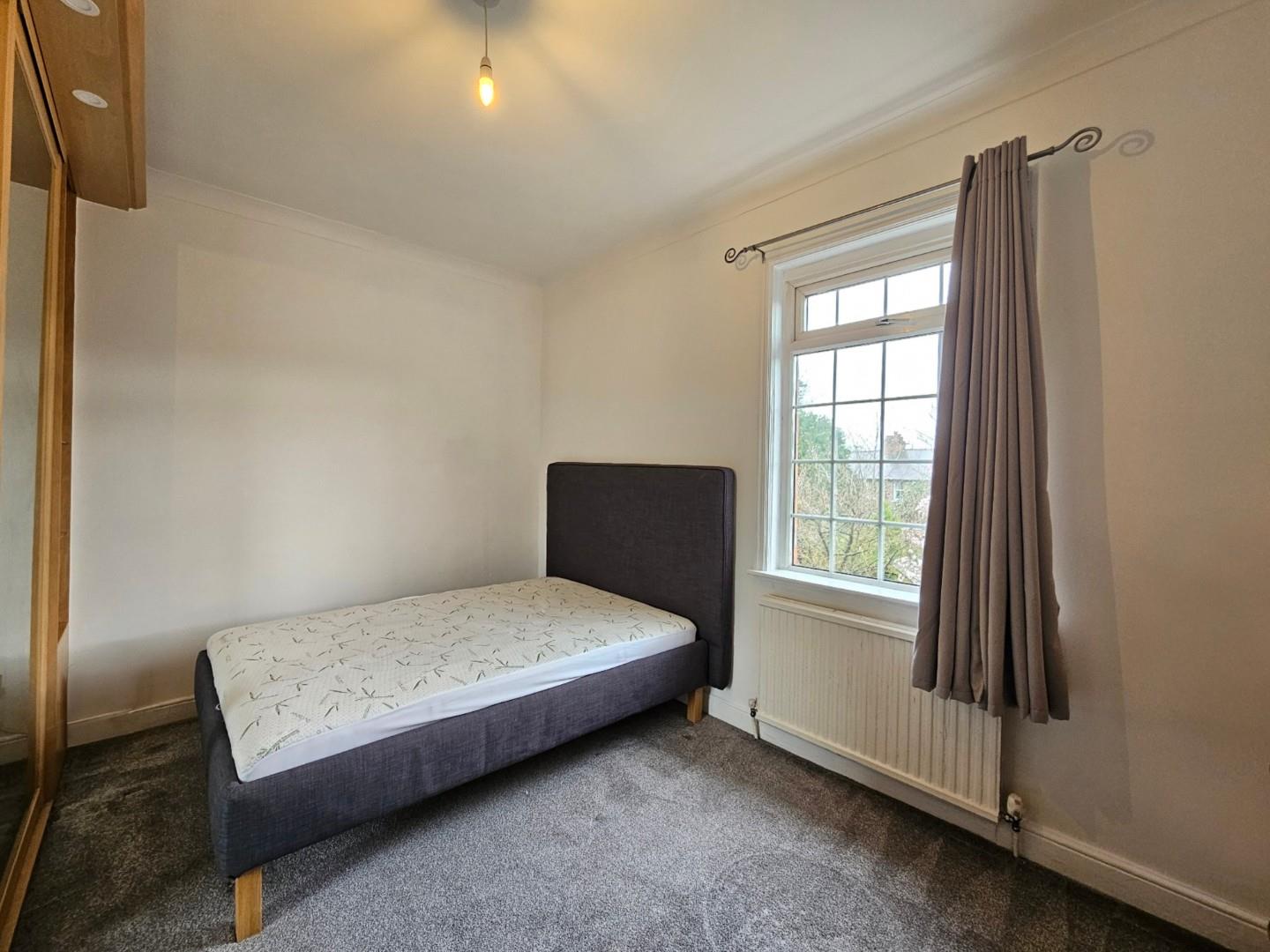 2 bed terraced house to rent in Knutsford View, Altrincham  - Property Image 12