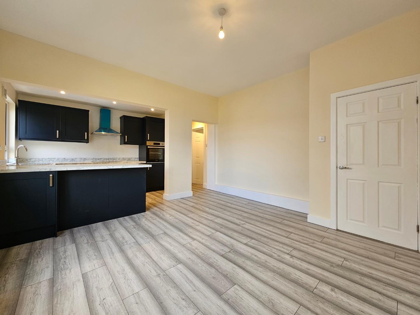 1 bed apartment to rent in Clarendon Avenue, Altrincham  - Property Image 3