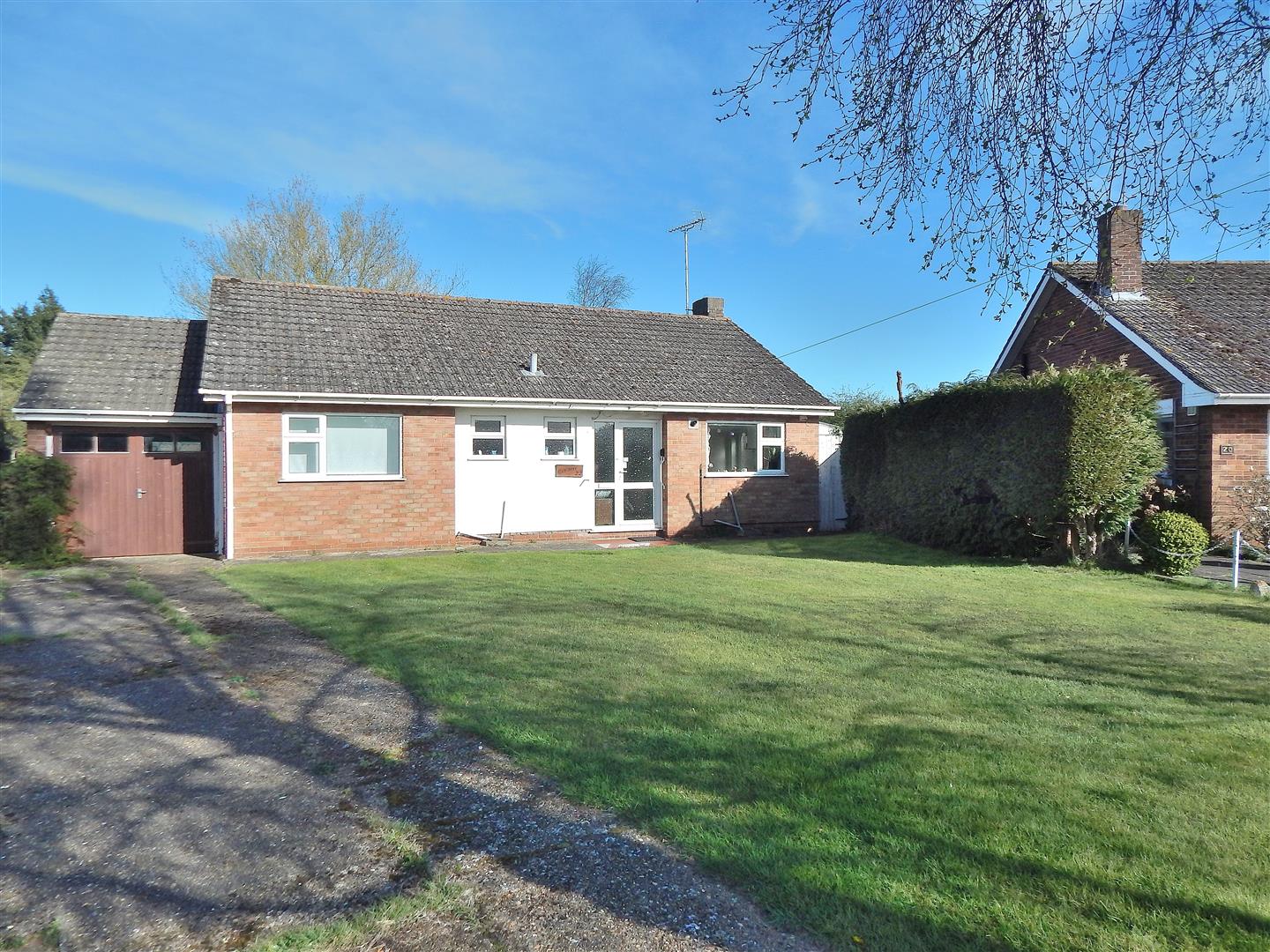 2 bed detached bungalow for sale in West Hall Road, King's Lynn, PE31