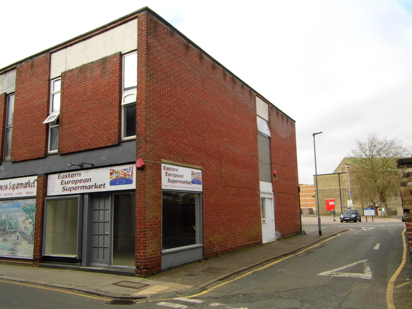 Commercial property to rent - Property Image 1