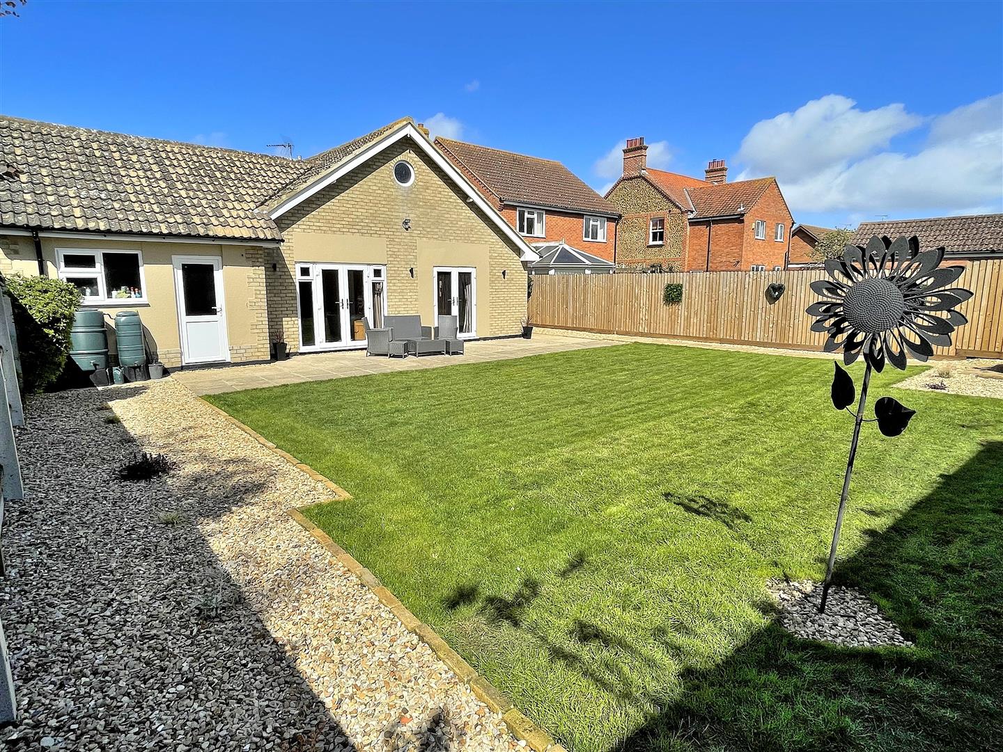 3 bed detached bungalow for sale in Neville Road, King's Lynn  - Property Image 23