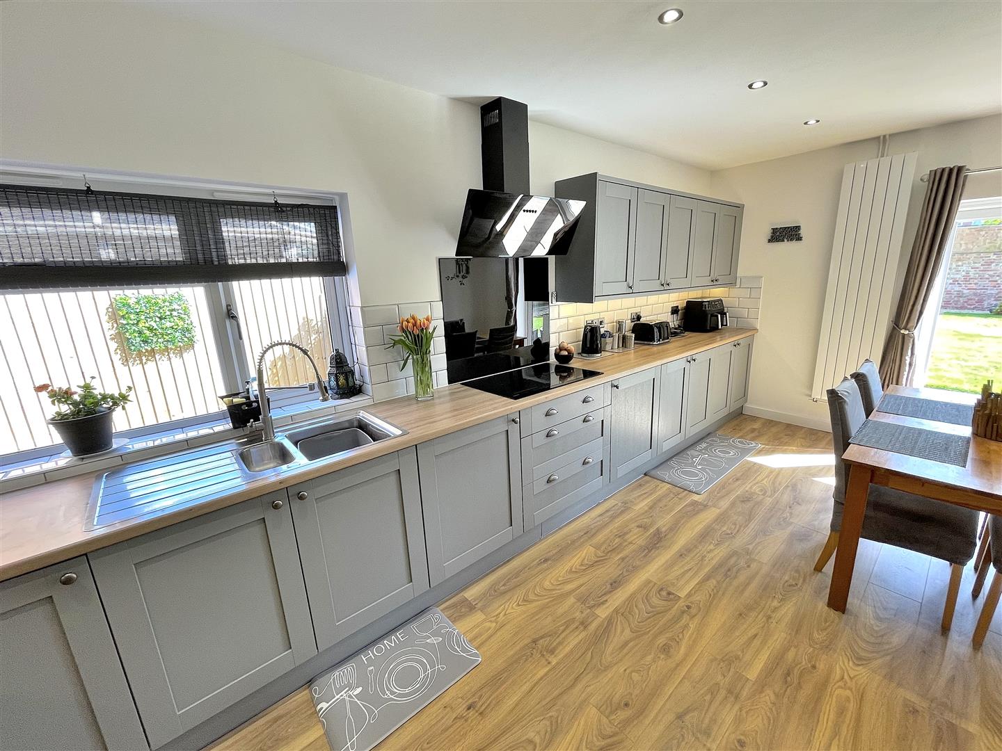 3 bed detached bungalow for sale in Neville Road, King's Lynn  - Property Image 6