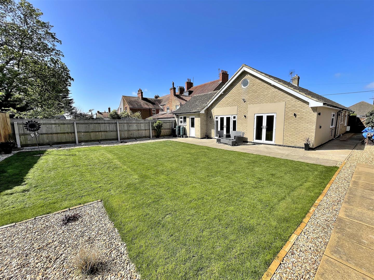 3 bed detached bungalow for sale in Neville Road, King's Lynn  - Property Image 21