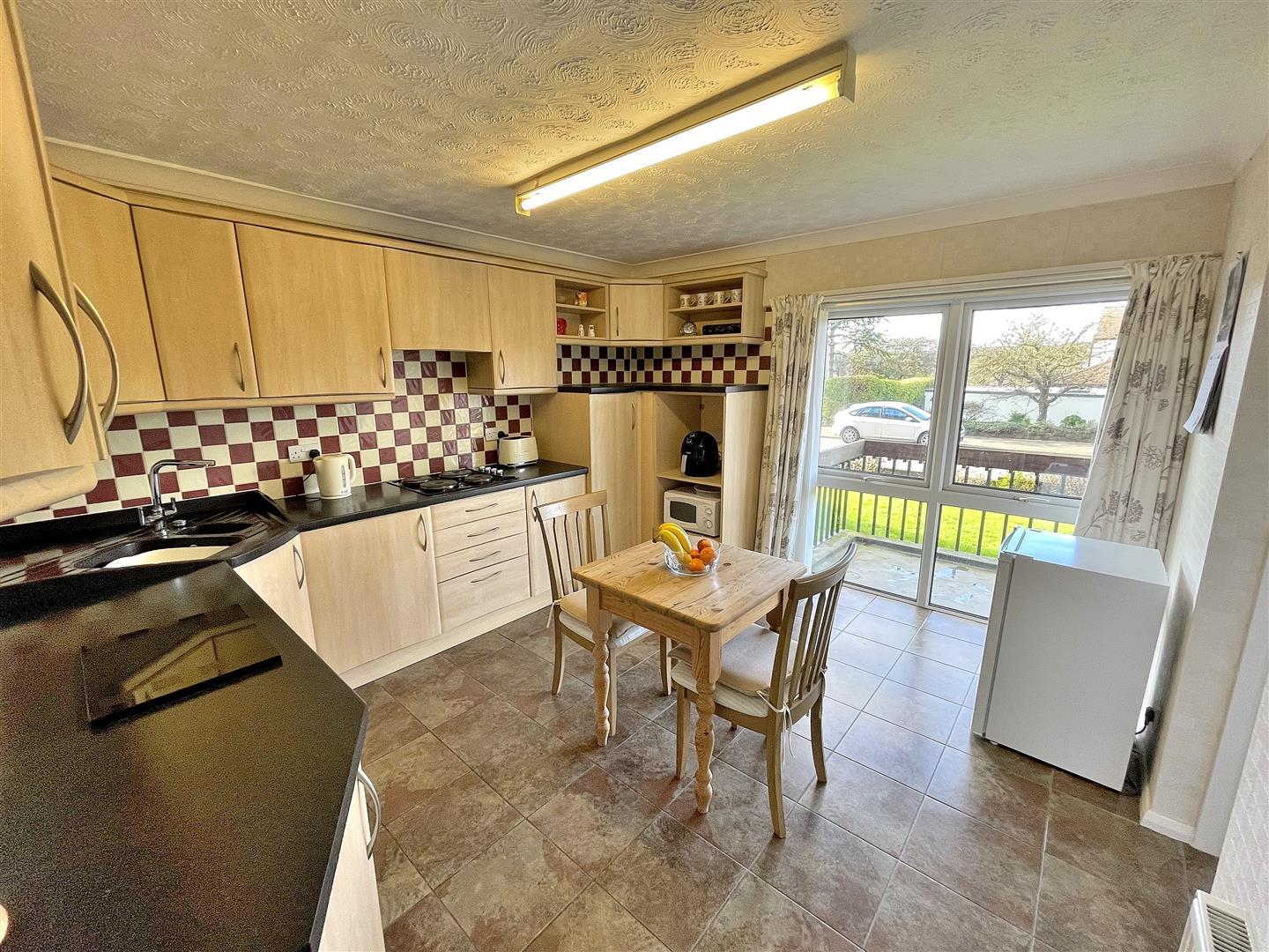 2 bed house share for sale in Northgate, Hunstanton  - Property Image 3
