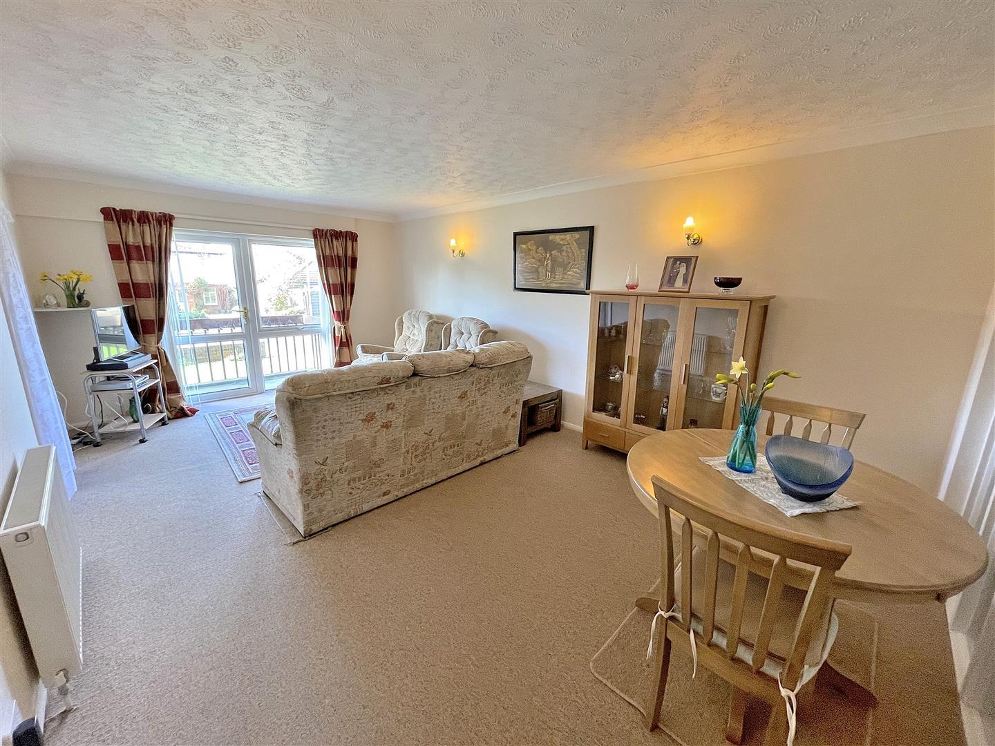 2 bed house share for sale in Northgate, Hunstanton  - Property Image 2