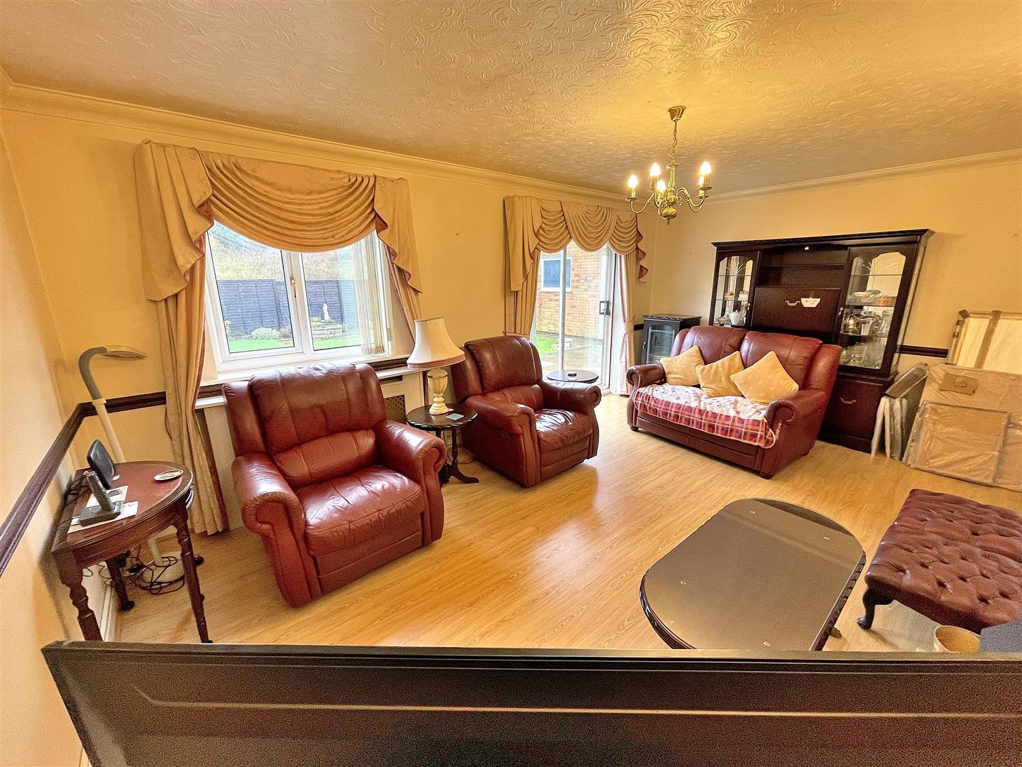 3 bed detached bungalow for sale in Philip Nurse Road, King's Lynn  - Property Image 3
