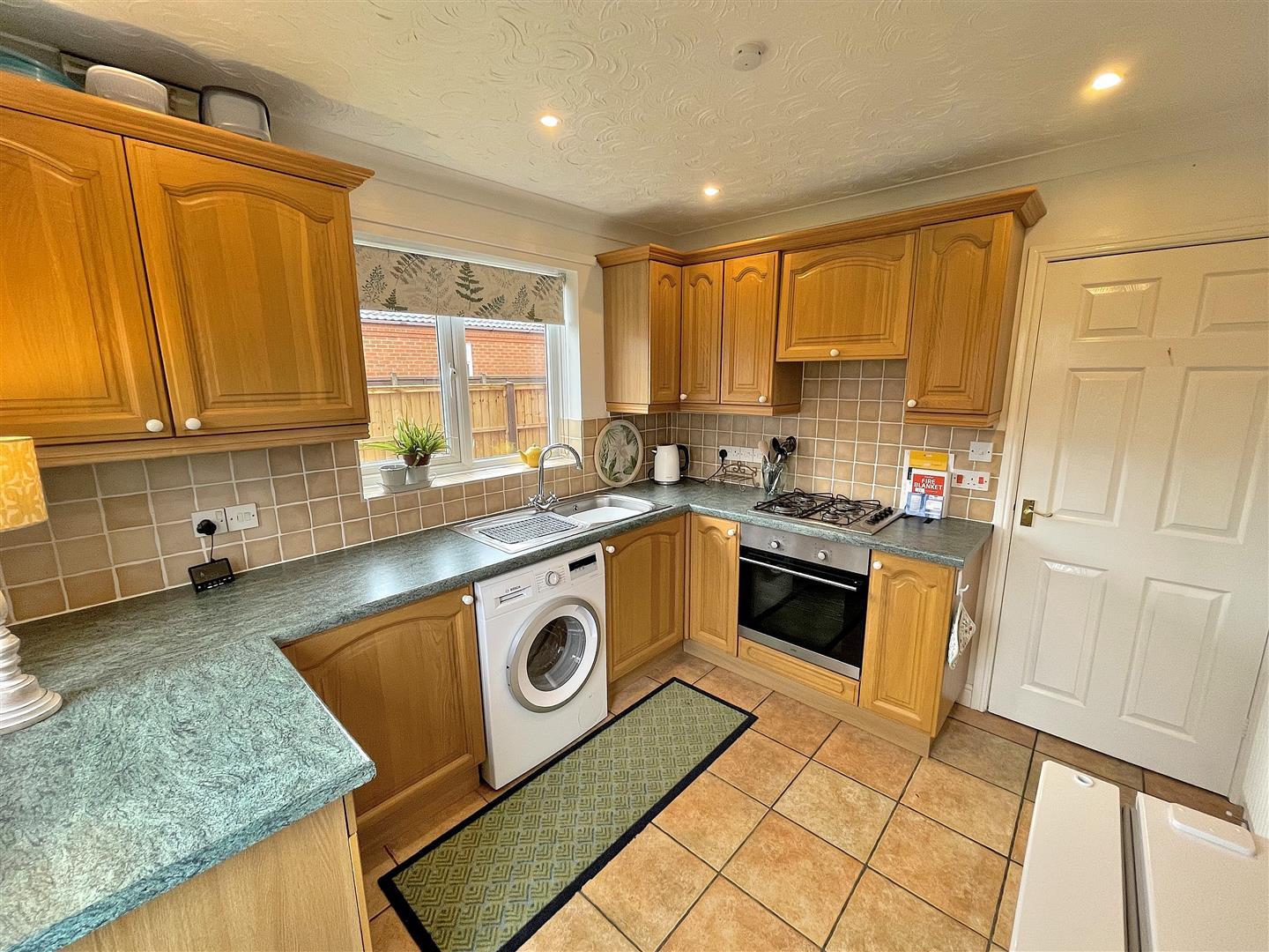 2 bed semi-detached bungalow for sale in Philip Nurse Road, King's Lynn  - Property Image 5
