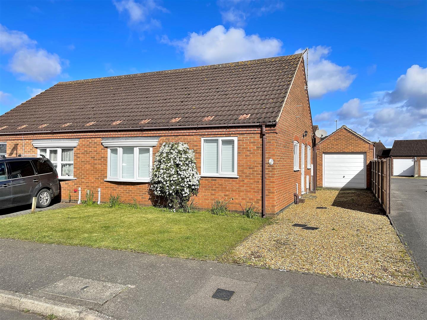 2 bed semi-detached bungalow for sale in Philip Nurse Road, King's Lynn - Property Image 1