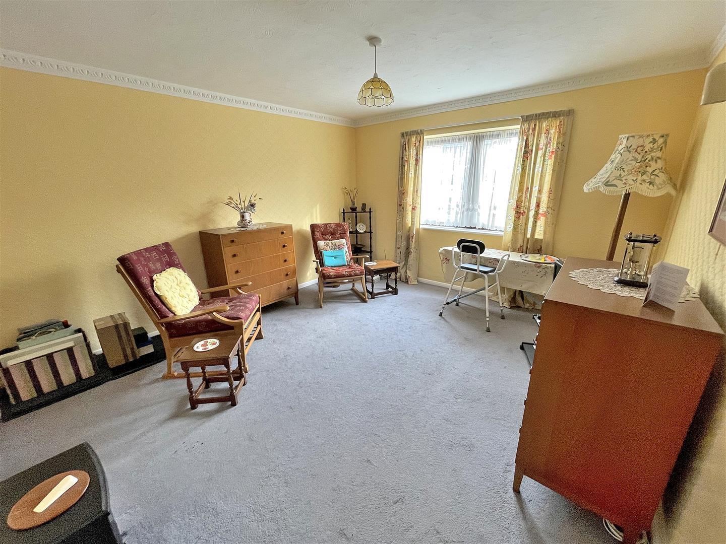 2 bed flat for sale in Northgate, Hunstanton  - Property Image 6