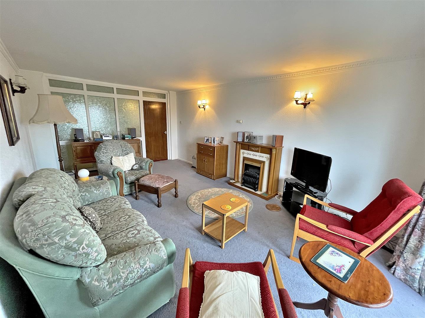 2 bed flat for sale in Northgate, Hunstanton  - Property Image 3