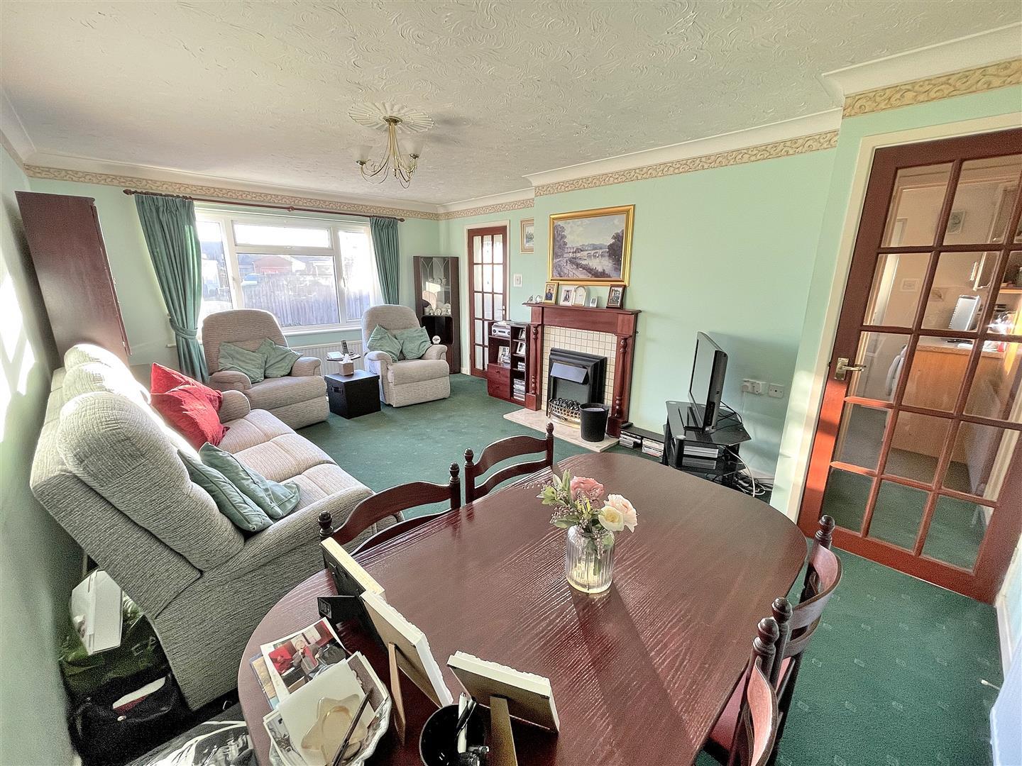 2 bed semi-detached bungalow for sale in Crisp Close, King's Lynn  - Property Image 2