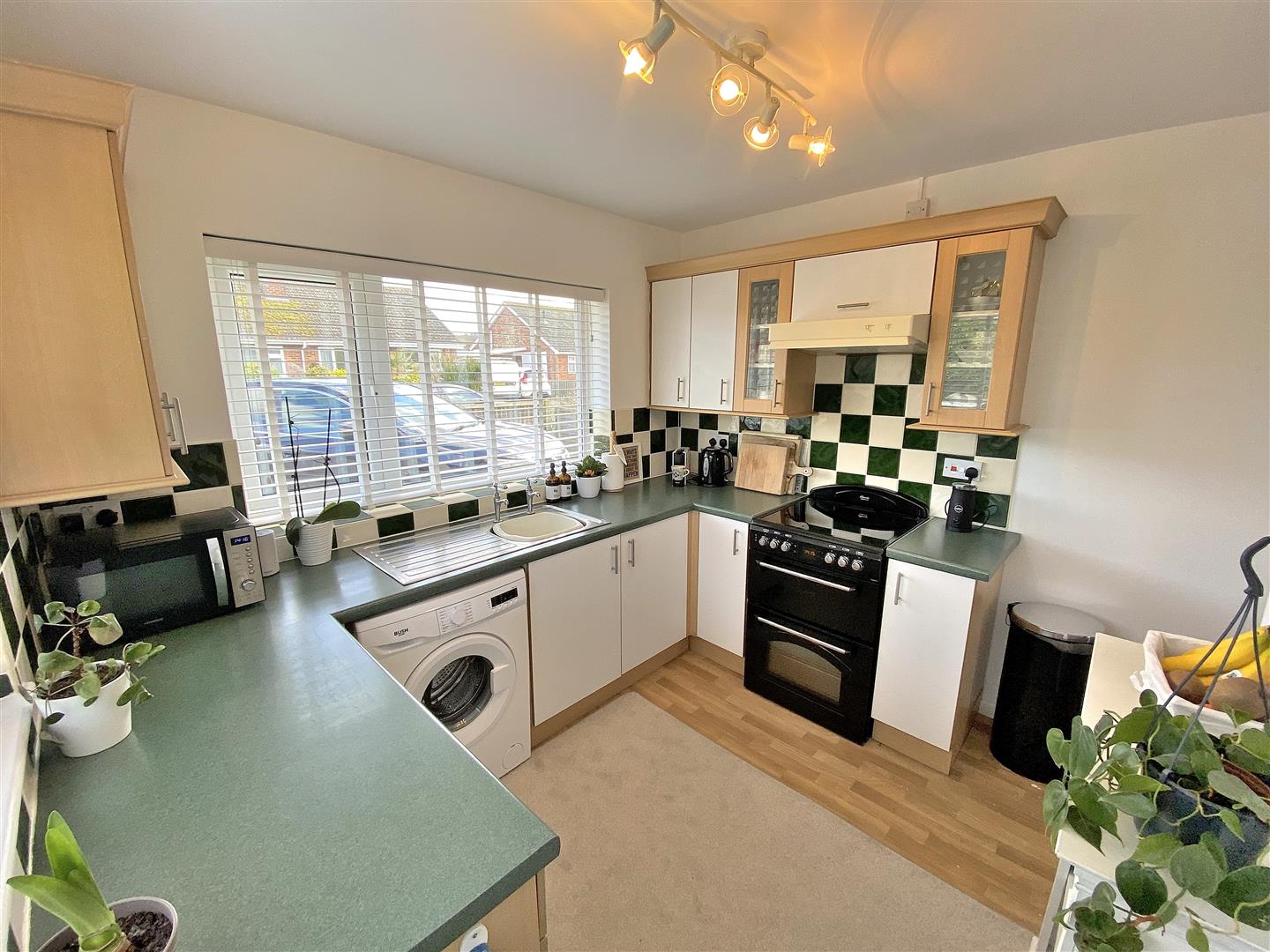 2 bed semi-detached bungalow for sale in Prince Charles Close, King's Lynn  - Property Image 5