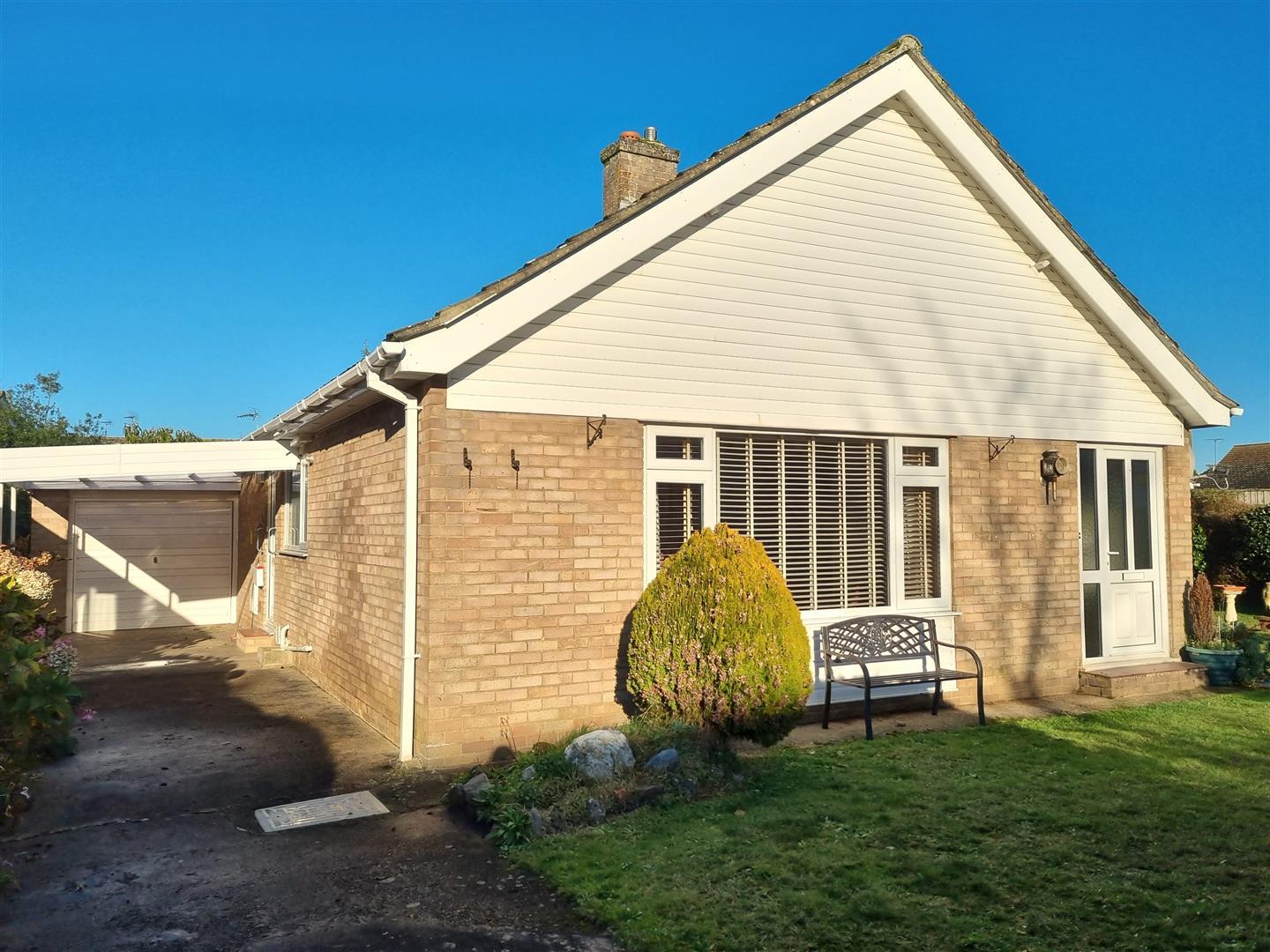 2 bed detached bungalow for sale in Crest Road, King's Lynn  - Property Image 11