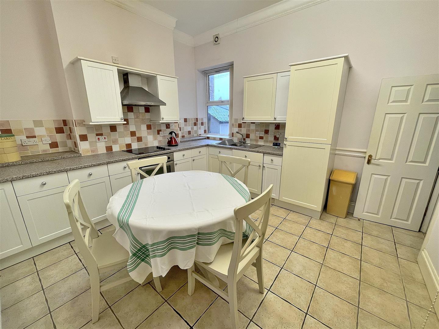 2 bed house share for sale in Cliff Terrace, Hunstanton  - Property Image 3
