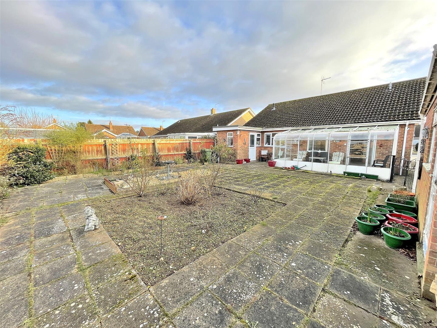 3 bed detached bungalow for sale in Strickland Avenue, King's Lynn  - Property Image 14