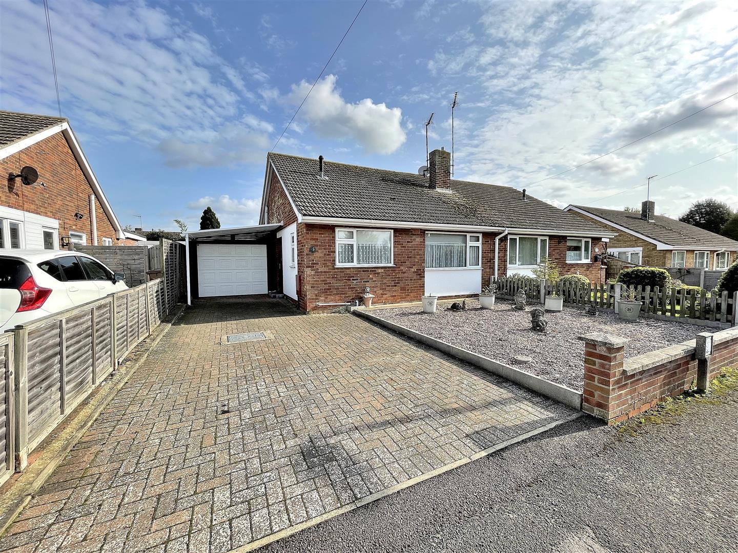 2 bed semi-detached bungalow for sale in Prince Charles Close, King's Lynn  - Property Image 1