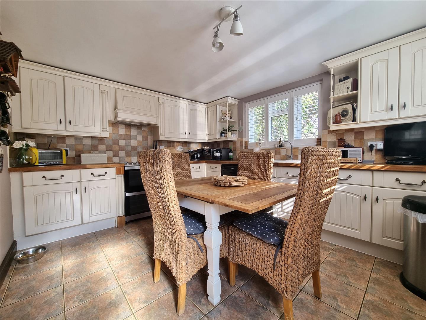 4 bed detached house for sale in Common Road West, King's Lynn  - Property Image 8