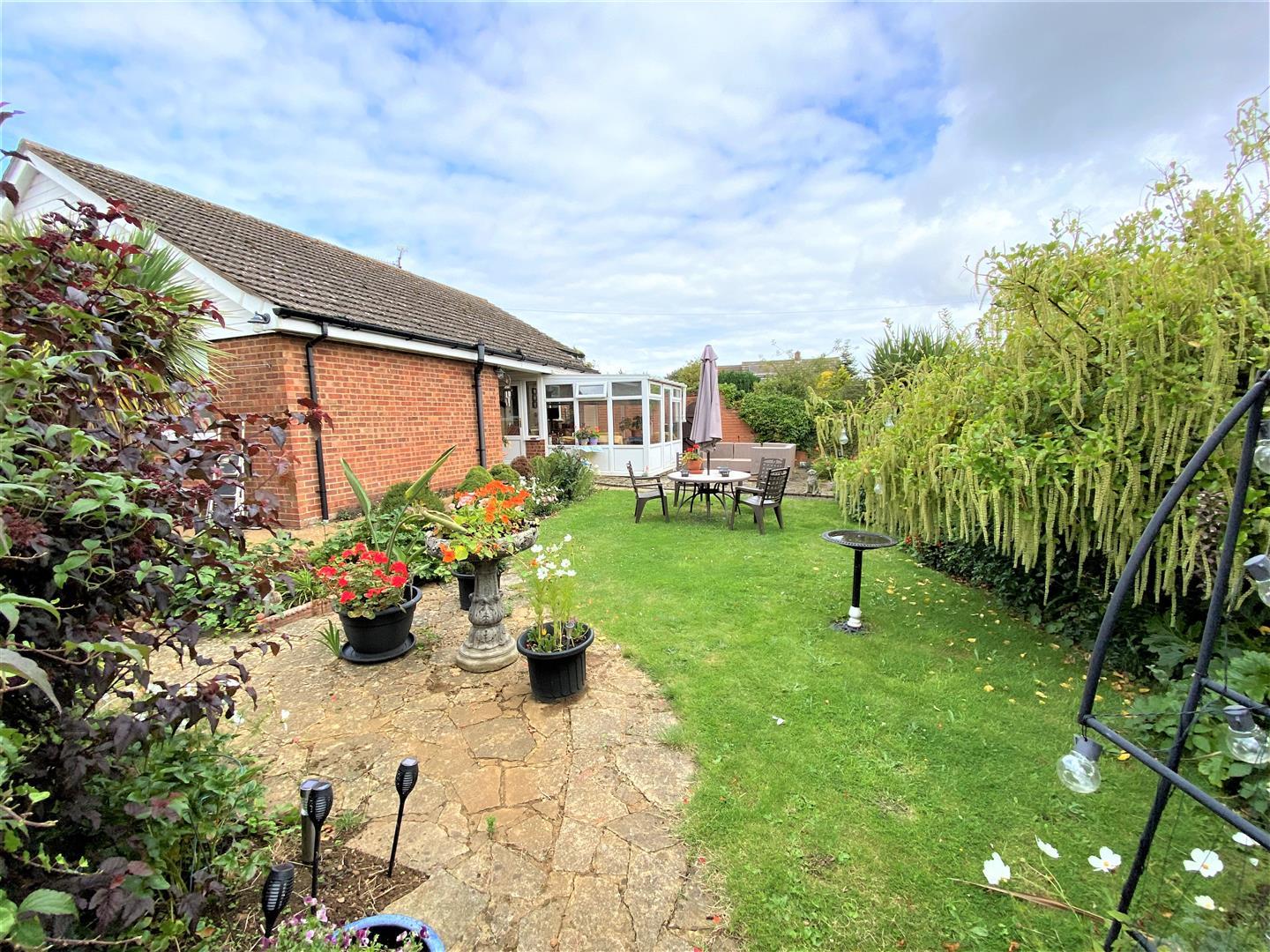 3 bed detached bungalow for sale in Station Road, King's Lynn  - Property Image 15