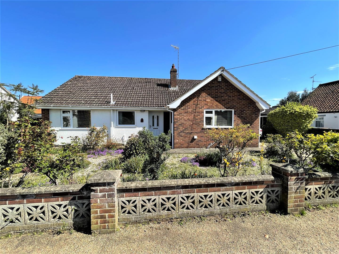 3 bed detached bungalow for sale in Glebe Road, King's Lynn  - Property Image 15