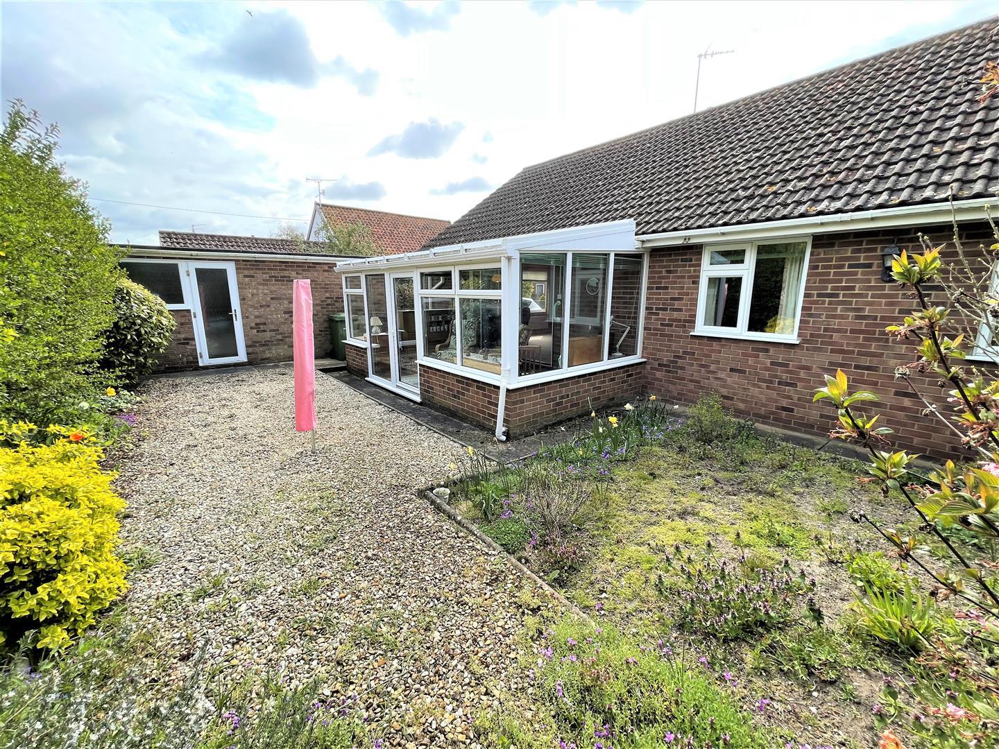 3 bed detached bungalow for sale in Glebe Road, King's Lynn  - Property Image 13