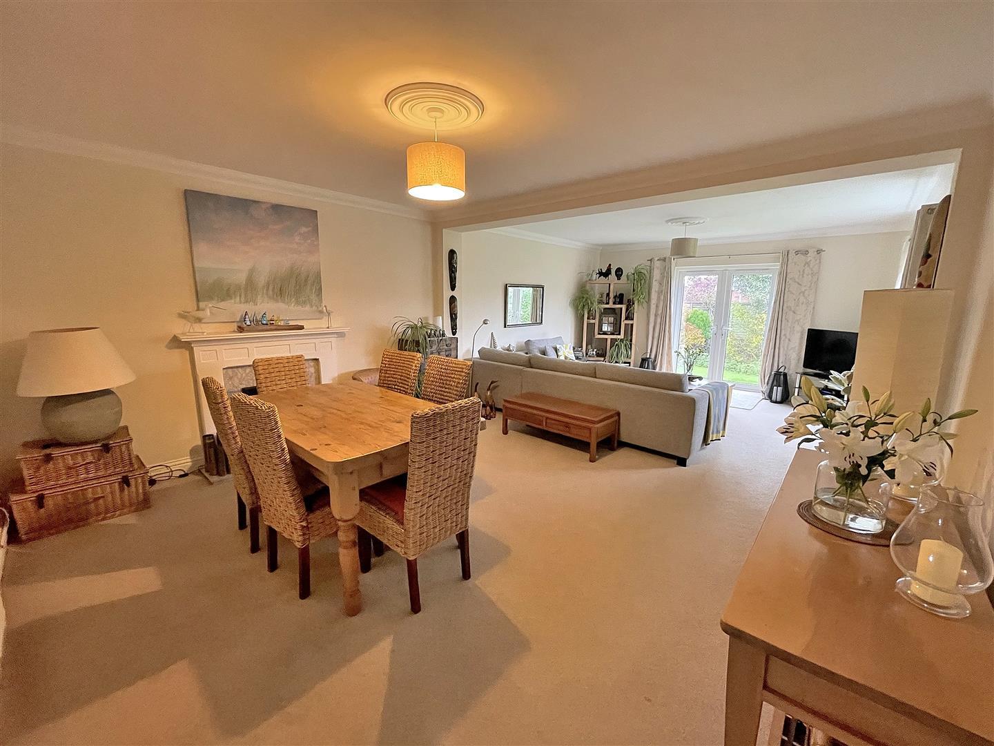 3 bed detached bungalow for sale in Windsor Drive, King's Lynn  - Property Image 2