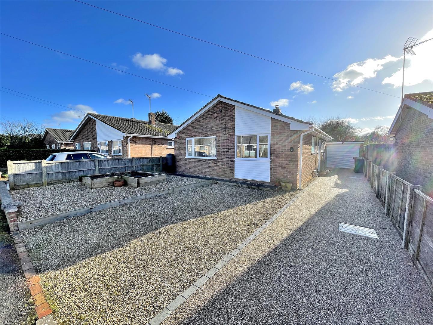 2 bed detached bungalow for sale in Prince Andrew Drive, King's Lynn - Property Image 1
