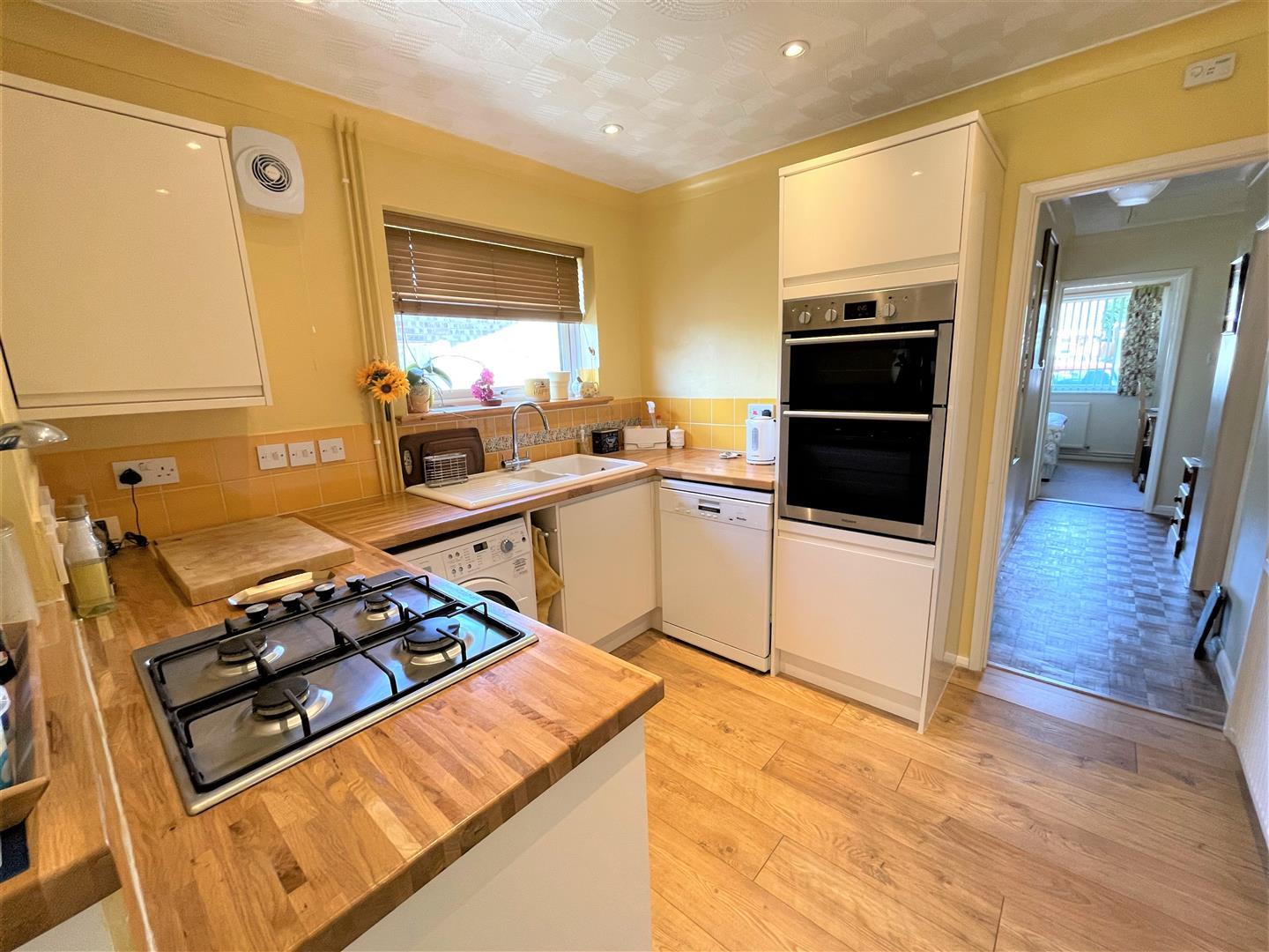 2 bed detached bungalow for sale in Prince Andrew Drive, King's Lynn  - Property Image 11