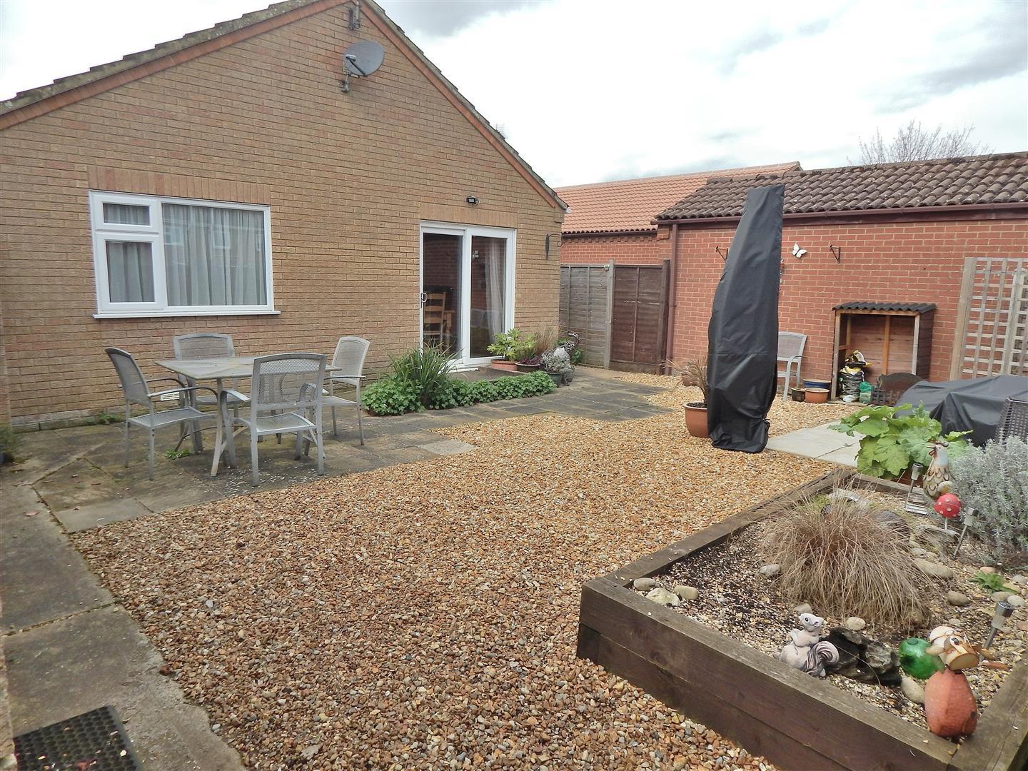 3 bed detached bungalow for sale in Earl Close, King's Lynn  - Property Image 13