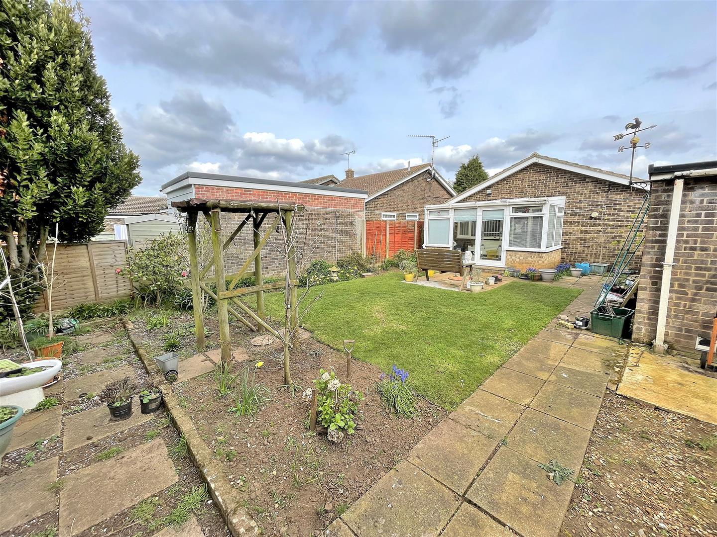 2 bed detached bungalow for sale in Grovelands, King's Lynn  - Property Image 12