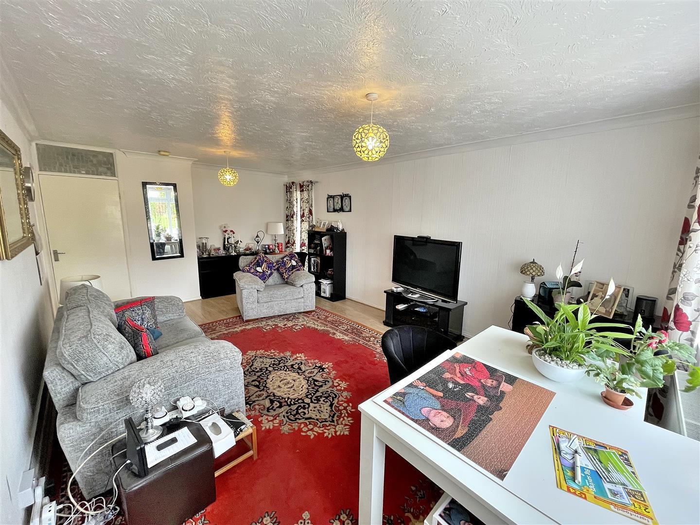 2 bed detached bungalow for sale in Grovelands, King's Lynn  - Property Image 3