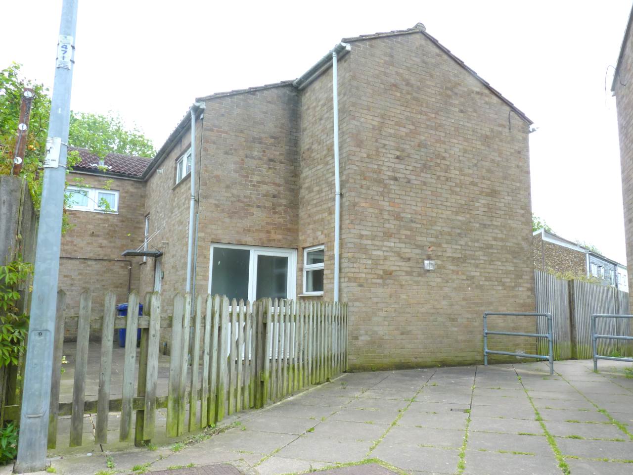 3 bed end of terrace house to rent in Boxford Court, Haverhill - Property Image 1