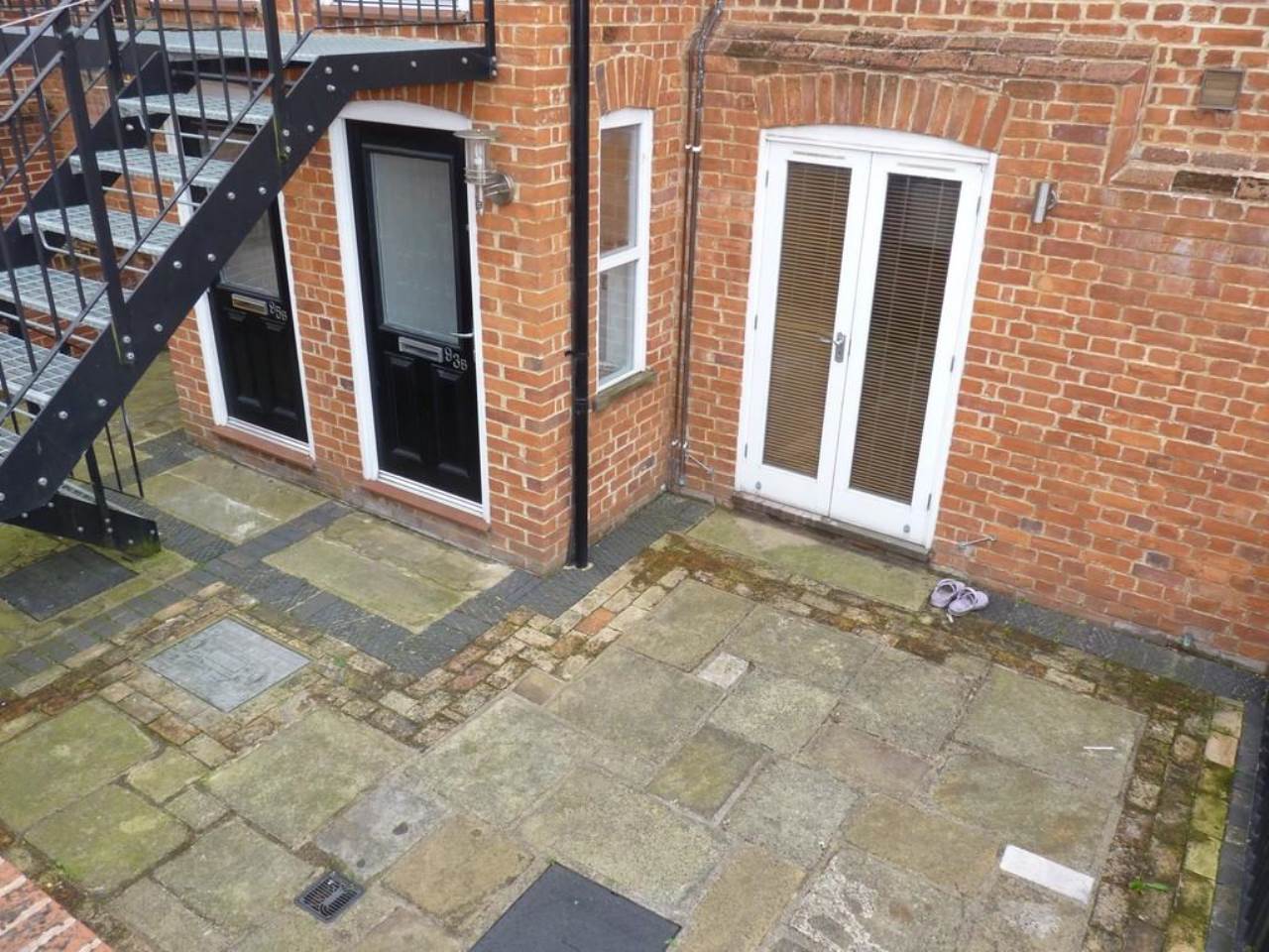 1 bed flat to rent in High Street, Haverhill, CB9 