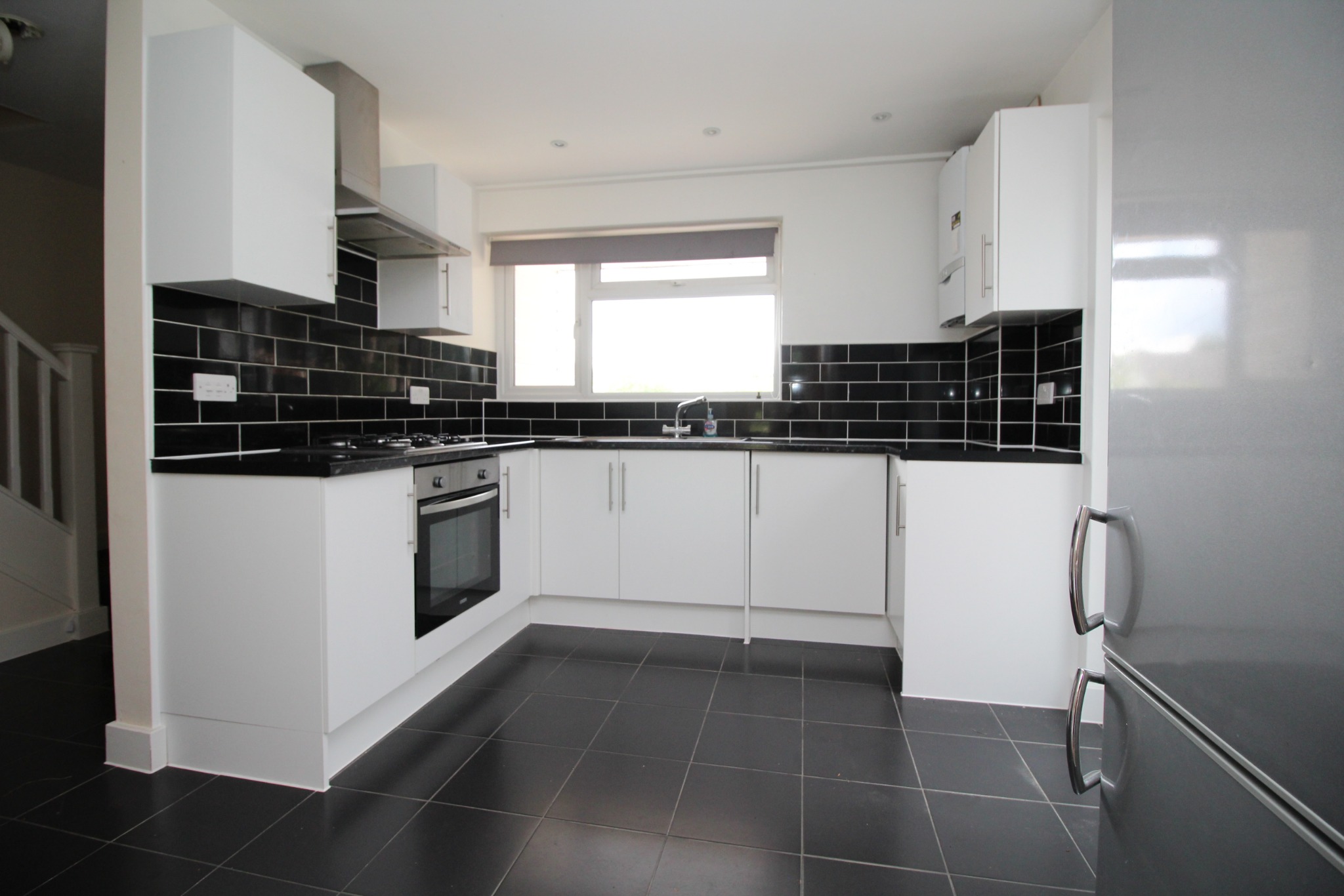 3 bed end of terrace house to rent in Dormy Close, Southampton  - Property Image 4