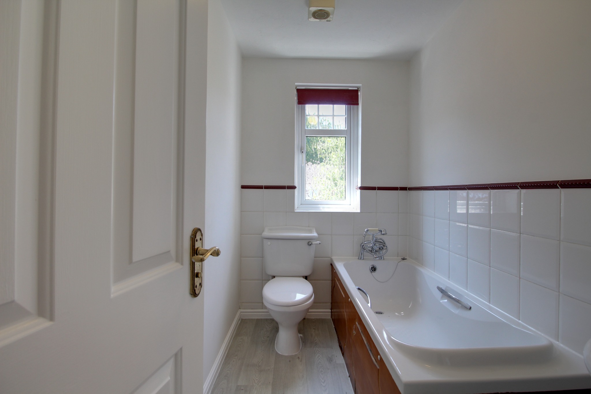 3 bed semi-detached house to rent, Fareham  - Property Image 7