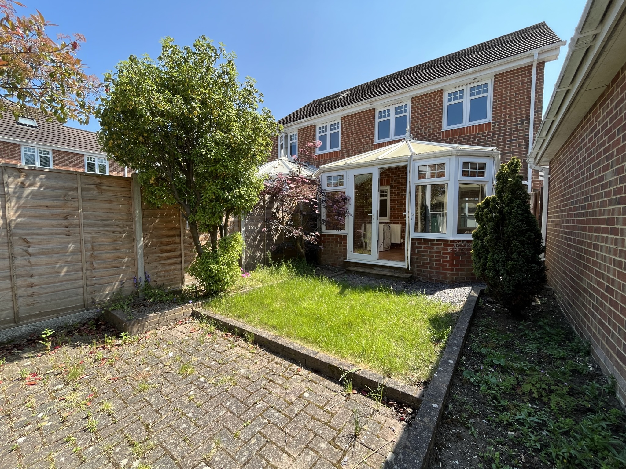 3 bed semi-detached house to rent, Fareham  - Property Image 8