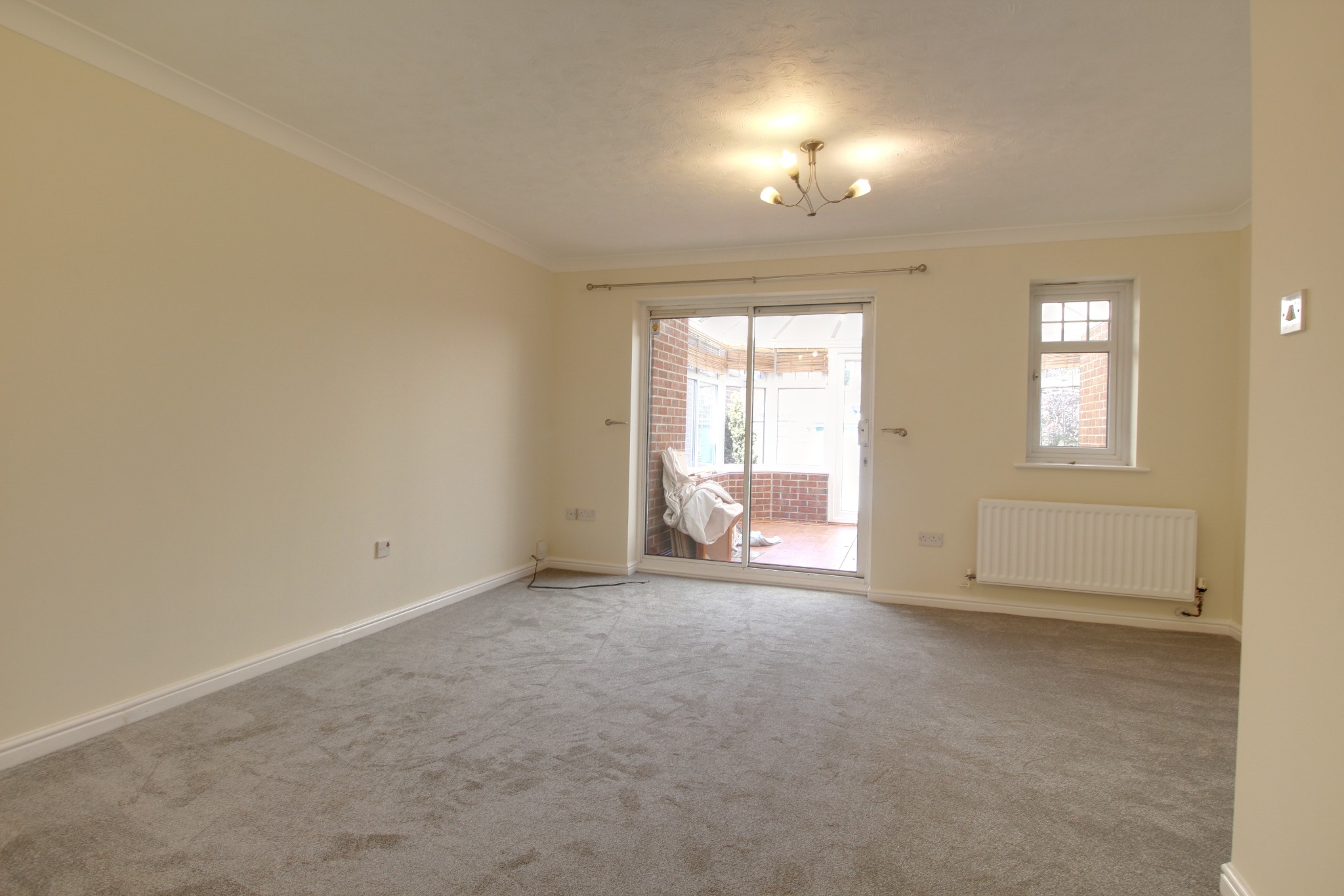 3 bed semi-detached house to rent, Fareham  - Property Image 4