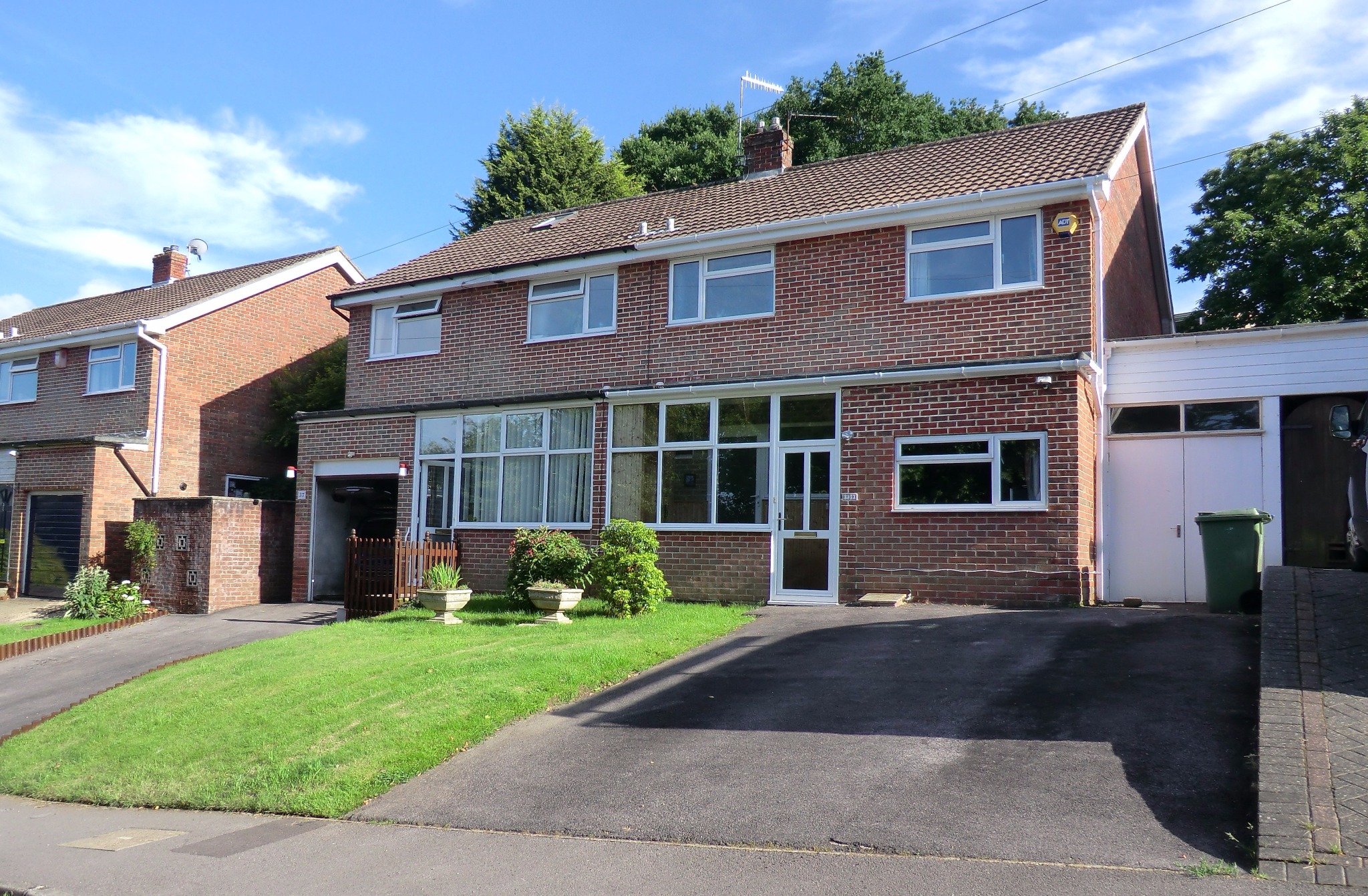 3 bed semi-detached house for sale in Beacon Bottom, Southampton  - Property Image 1