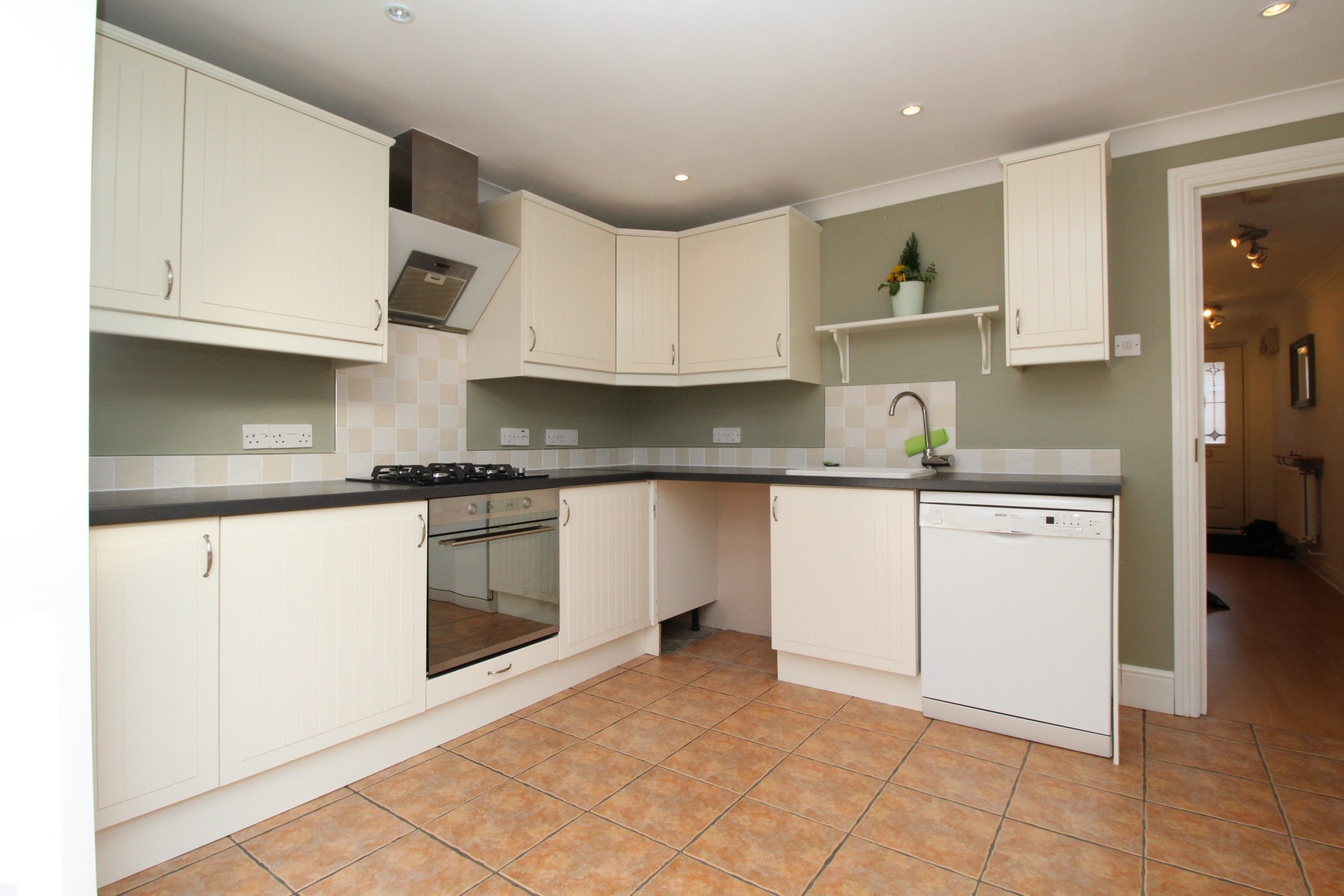 3 bed town house to rent in Lovage Road, Fareham  - Property Image 3