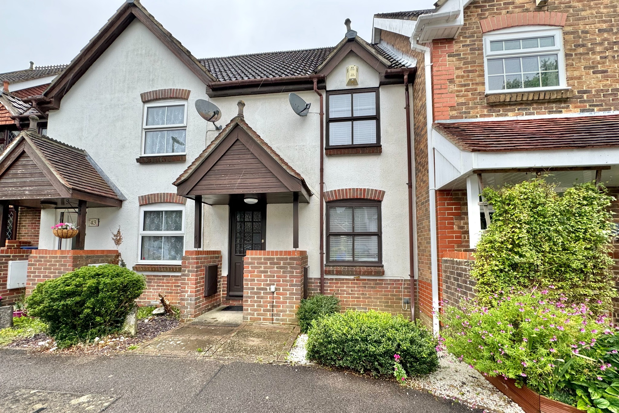 2 bed terraced house for sale in Clydesdale Road, Fareham  - Property Image 1