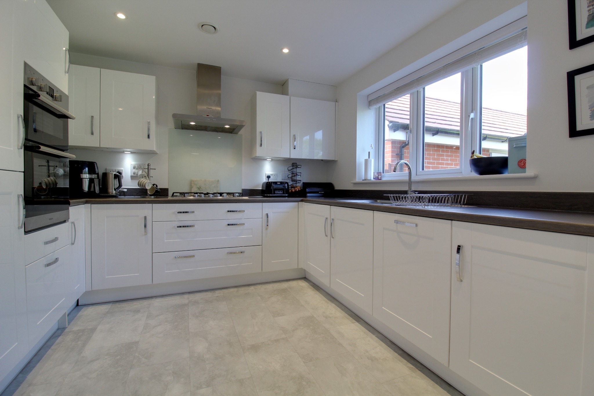 4 bed detached house for sale in Bursledon, Southampton  - Property Image 6