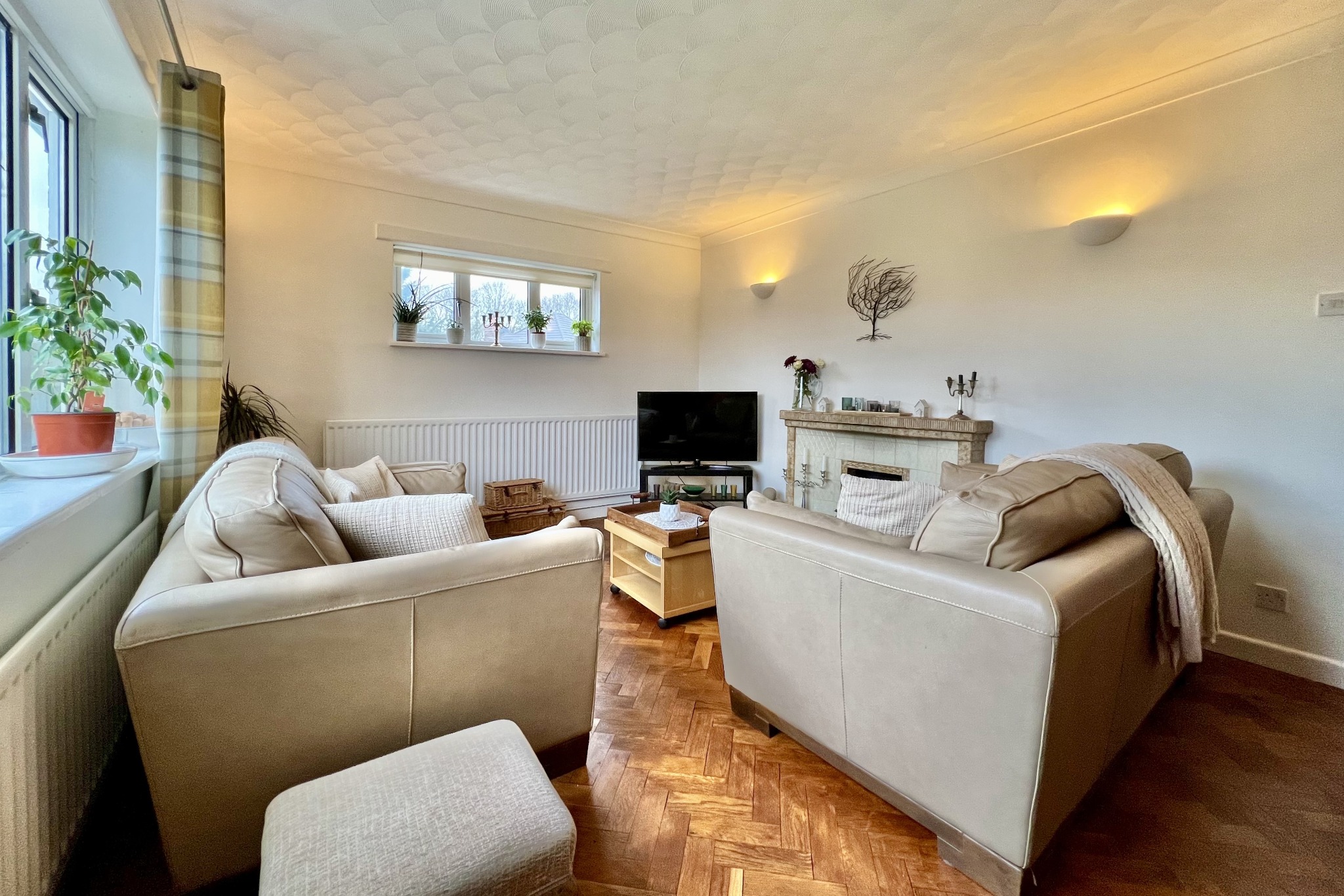 3 bed detached bungalow for sale in Warsash Road, Southampton  - Property Image 5