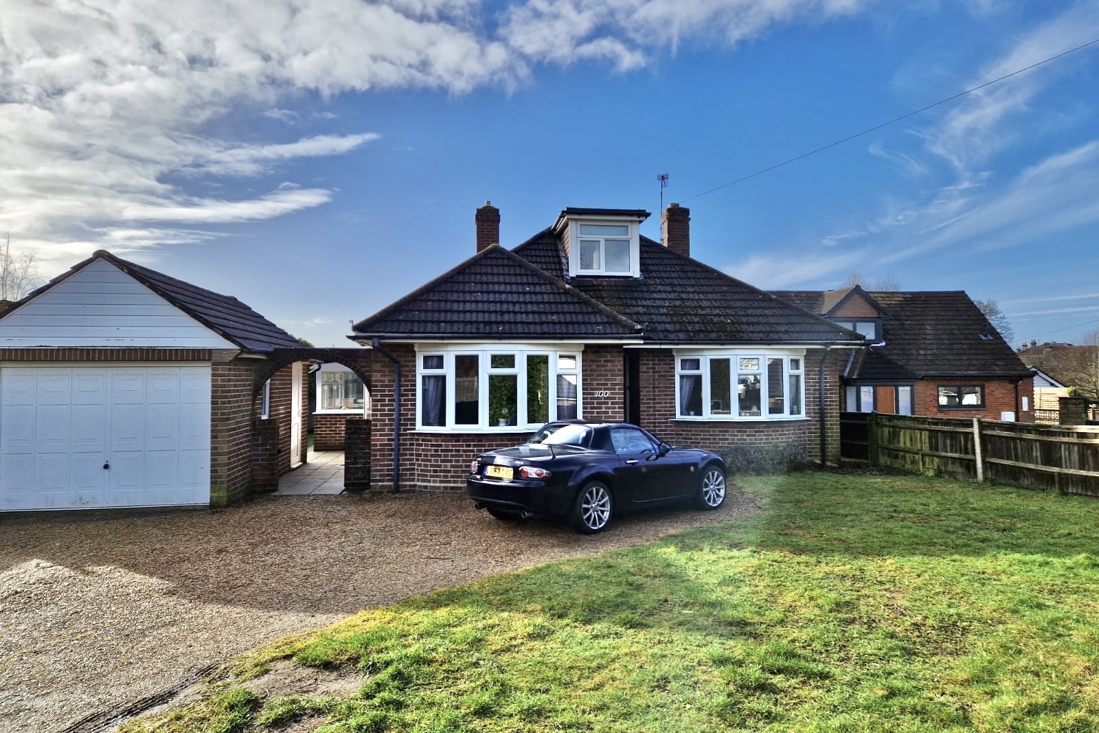 3 bed detached bungalow for sale in Warsash Road, Southampton  - Property Image 1