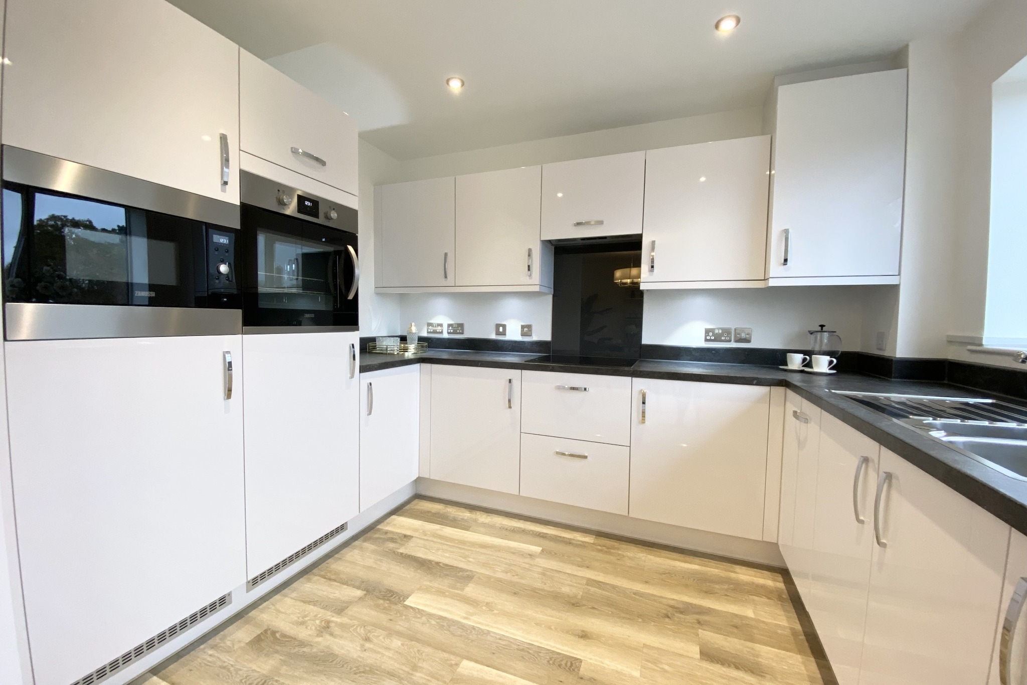 2 bed flat for sale in Hamilton Road, Southampton  - Property Image 3