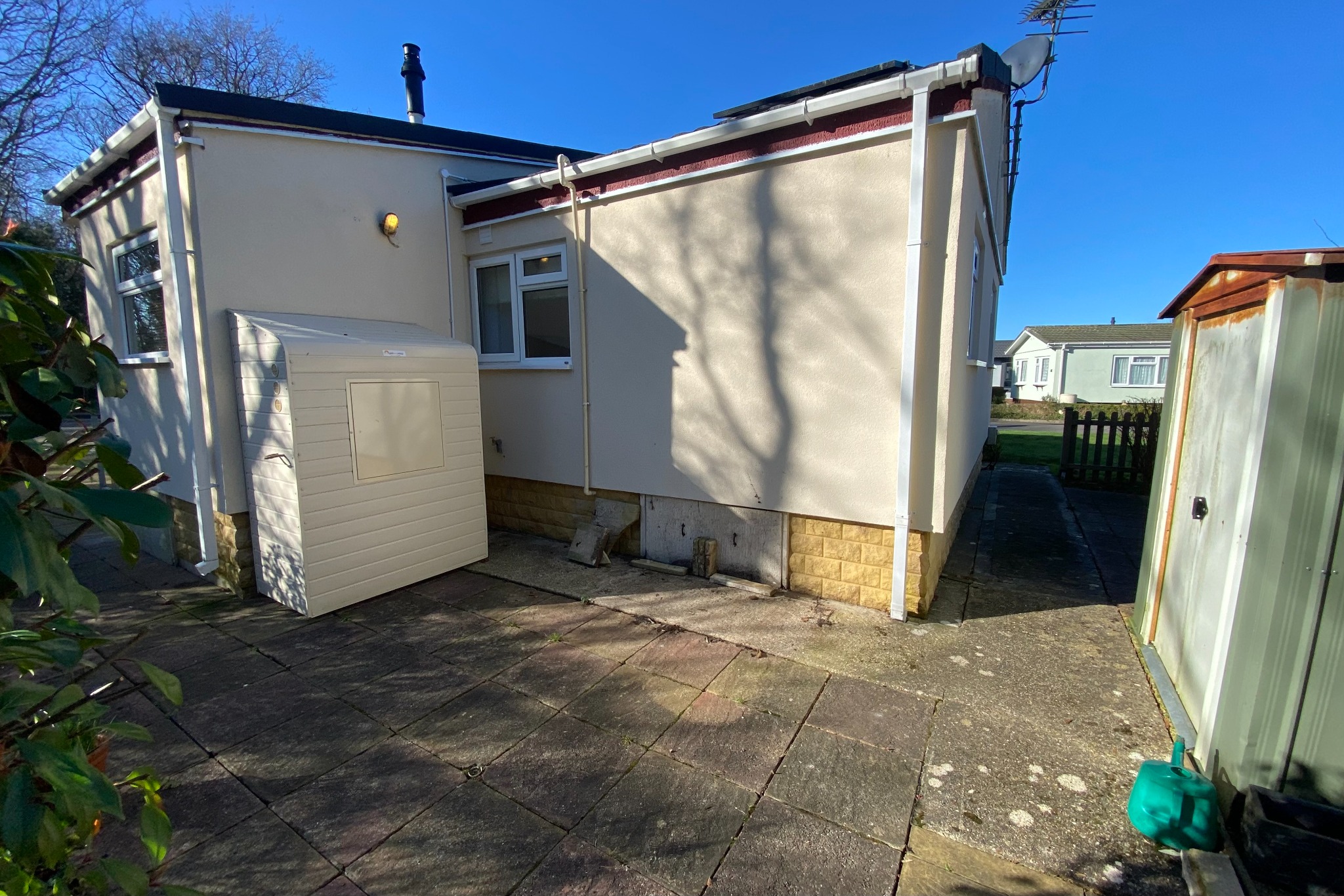 2 bed mobile home for sale in Hamble Park, Southampton  - Property Image 16