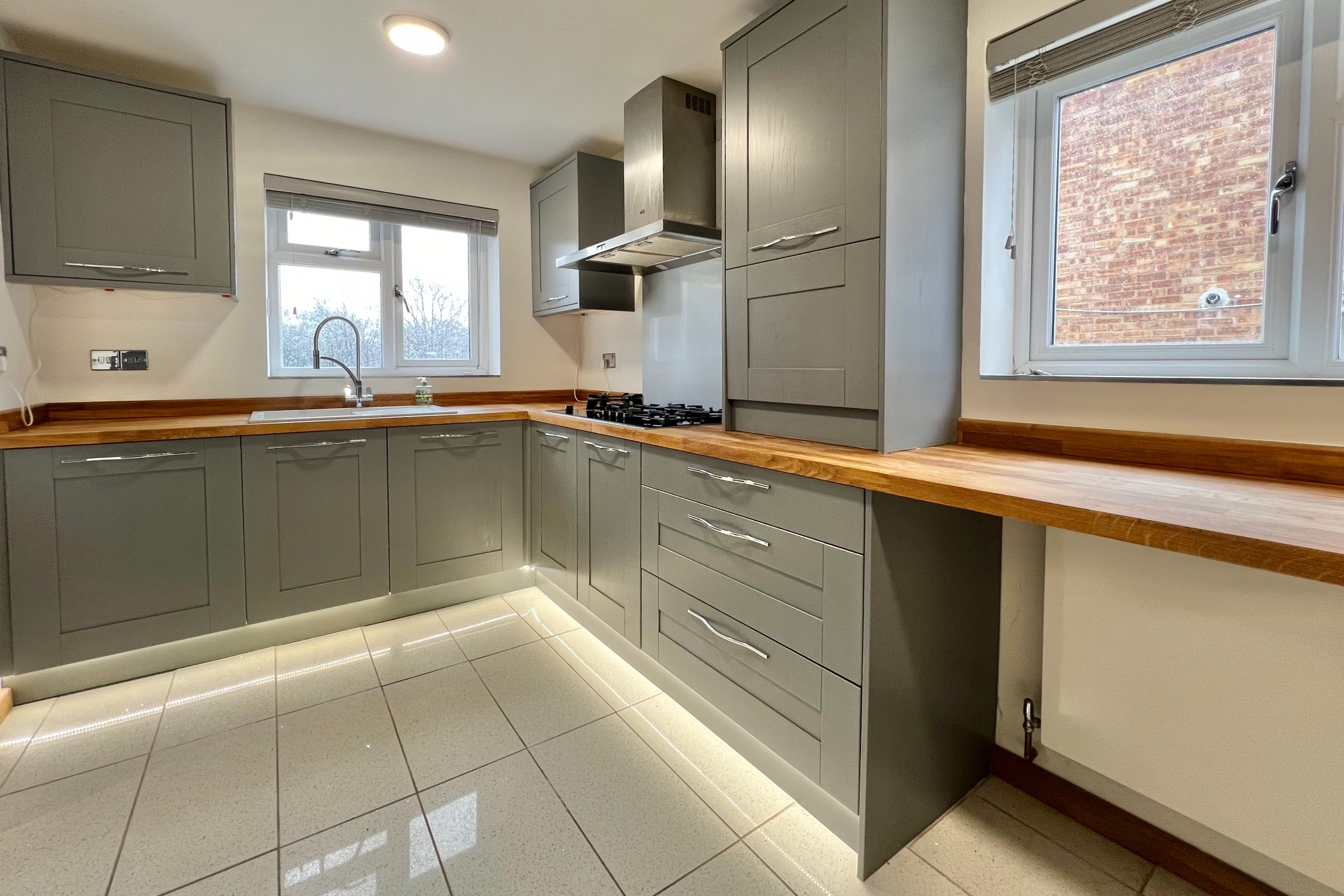 3 bed semi-detached house for sale in Strawberry Hill, Southampton  - Property Image 6