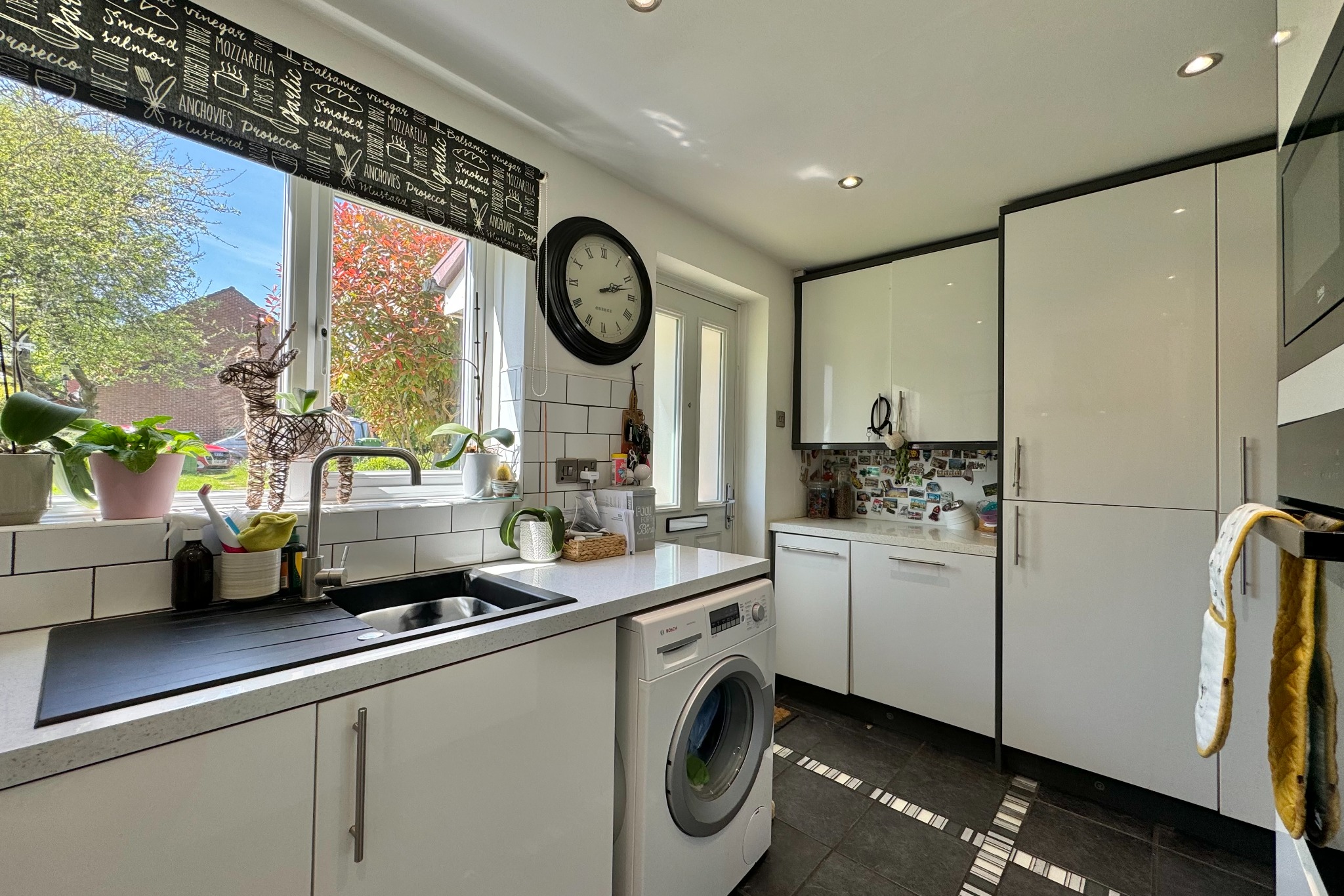 2 bed terraced house for sale in The Chase, Fareham  - Property Image 3