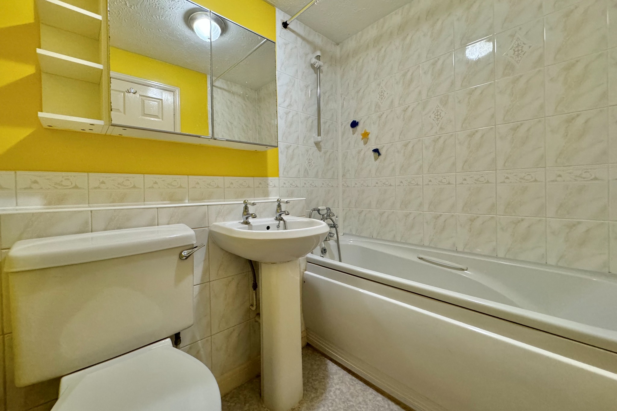 3 bed end of terrace house for sale in Lovage Road, Fareham  - Property Image 10